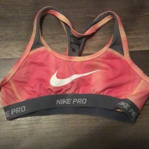 nike sports bra